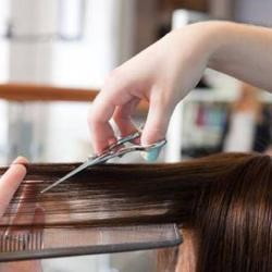 گالری آرایشگاه  و سالن زیبایی بهار